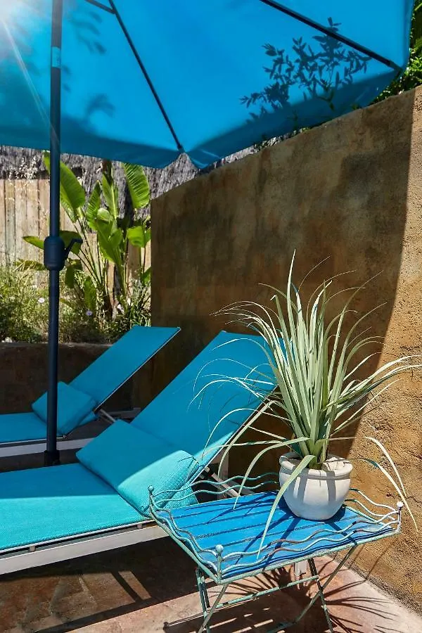 펜션 Casa Granada At Masia Nur Sitges, With Private Pool And Adults Only 카니에예스